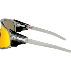 Lunettes de soleil Oakley Latch Panel Grey Ink Prizm Ruby