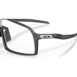 Lunettes de soleil Oakley Sutro Matte Carbon Clear to Black Iridium Photochromic