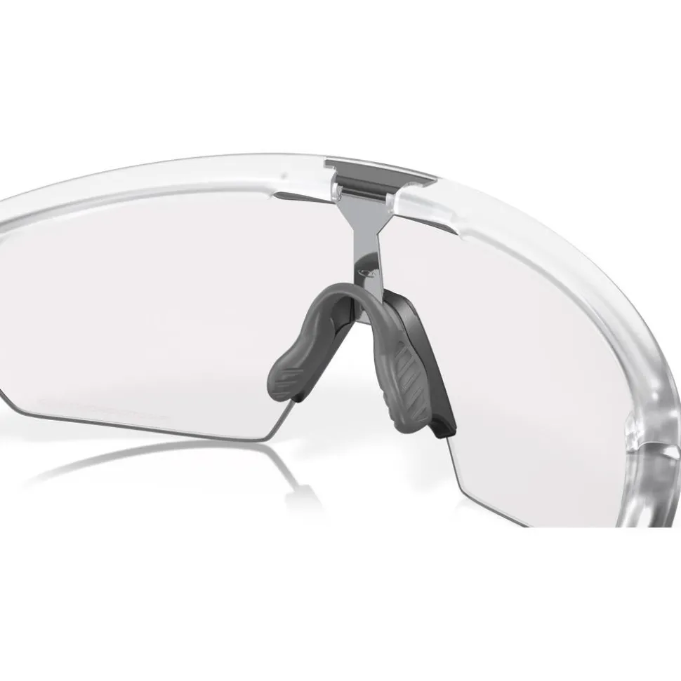 Lunettes de soleil Oakley Sphaera Matte Clear Clear Black Iridium Photohromic